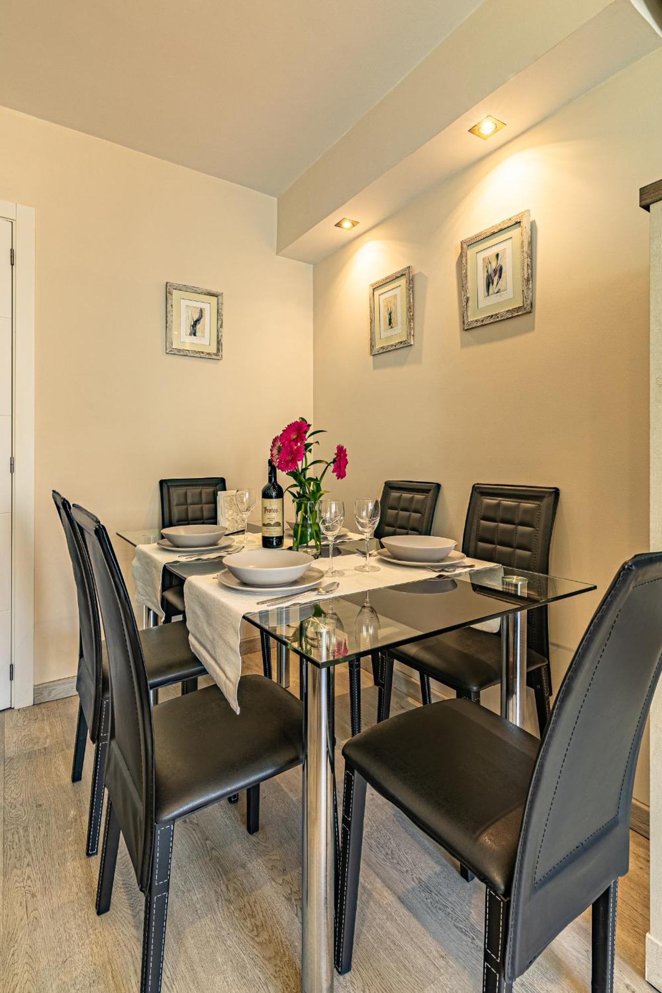 City Center Apartment In Марбелья Экстерьер фото